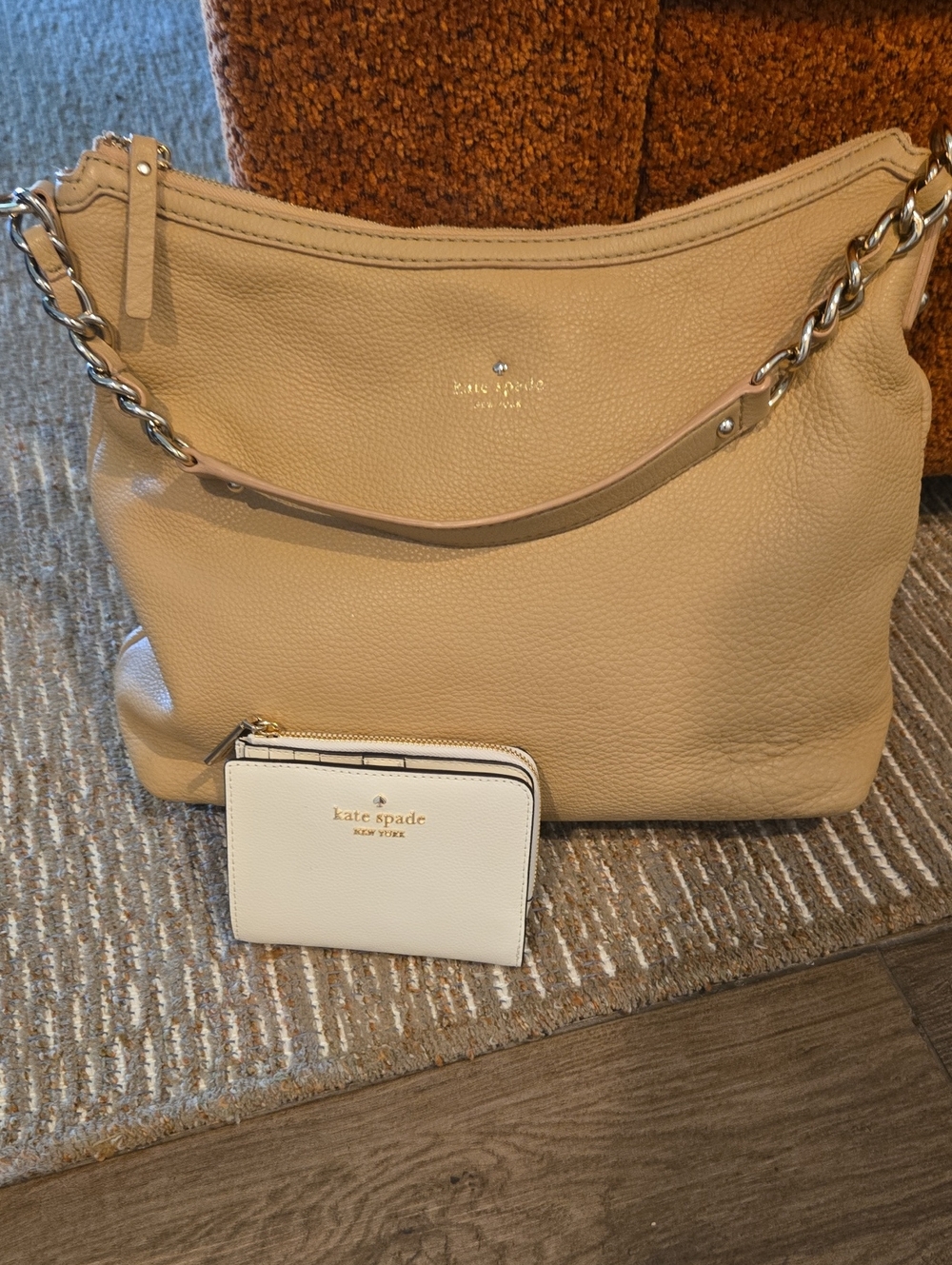 kate spade beige leather shoulder hobo with Cream zip card wallet
